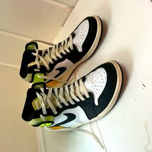 Nike Air Jordan 1’s Retro High OG “Volt Gold”